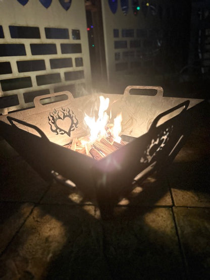 Inferno Fire pit with Design - Burning Passion Heart